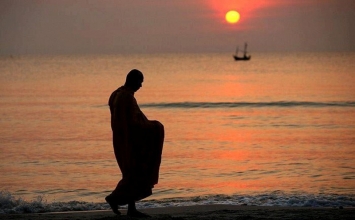 Sai khác ở một niệm 